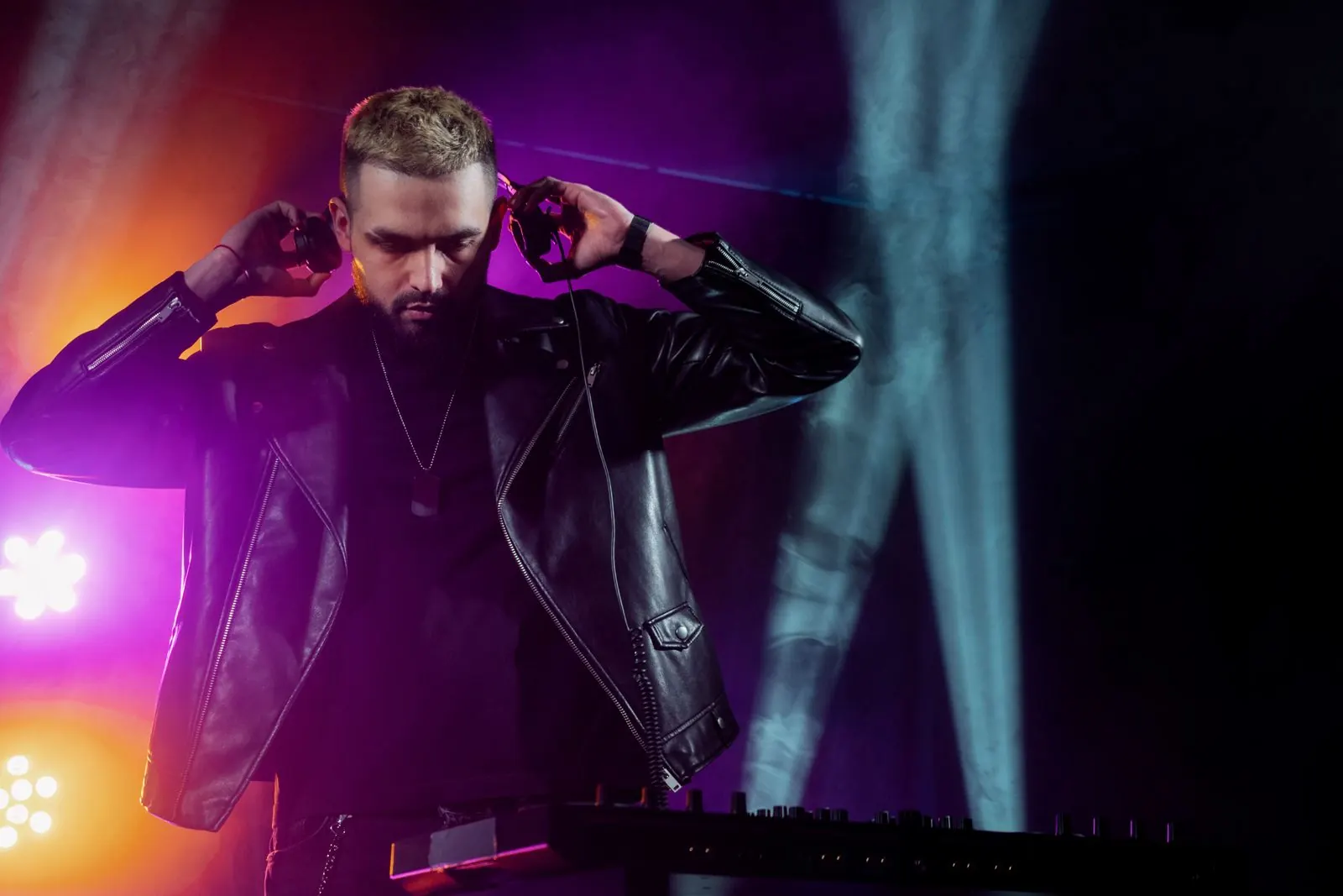 DJ Cosmic Drift performing live